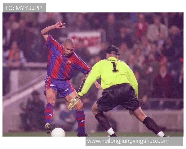 感动瞬间球迷与足球明星的温情互动视频合集