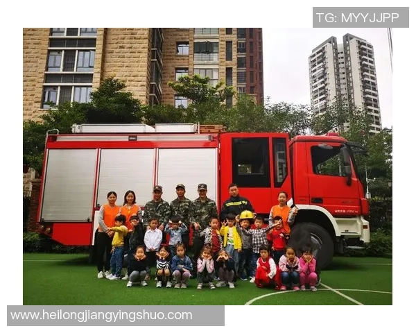 手绘T恤展现足球明星风采创意设计让你与偶像零距离接触