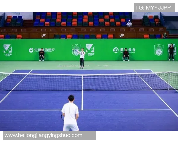 南京网球队在大师赛中的默契配合与战术分析